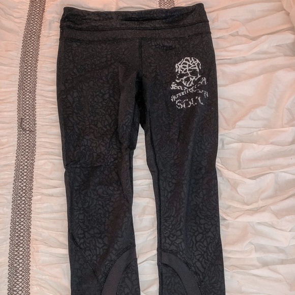 soulcycle Pants - Soulcycle Lululemon Cropped Leggings